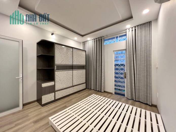 Nhà 2 tầng mới hẻm Dương Bá Trạc P1Q8. Giá 2.95 tỷ bớt lộc