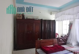 Bán nhà 2 tầng kinh doanh buôn bán mặt tiền đường Quang Trung phường Đông Vệ