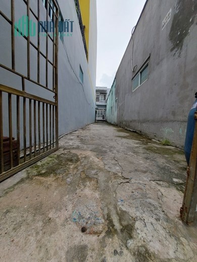 Bán nhà 300m2 Dương Đình Hội quận 9, hẻm 6m, khu trung tâm, CHỉ nhỉnh 9 tỷ