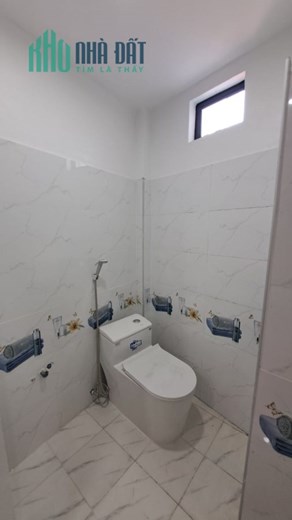 Bán căn nhà 47m2 phố Nghi Tàm, Tây Hồ Gara Ô tô XỊN 8 phòng ngủ Thang máy XỊN 8.5 Tỷ