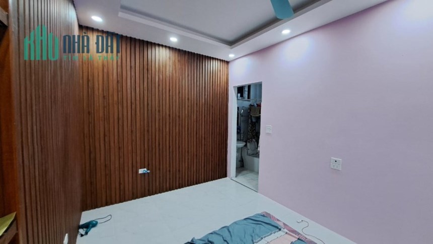 Bán căn nhà 49m2 phố Nghi Tàm, Tây Hồ Gara Ô tô XỊN 8 phòng Thang máy Nhập khẩu 8.3 Tỷ