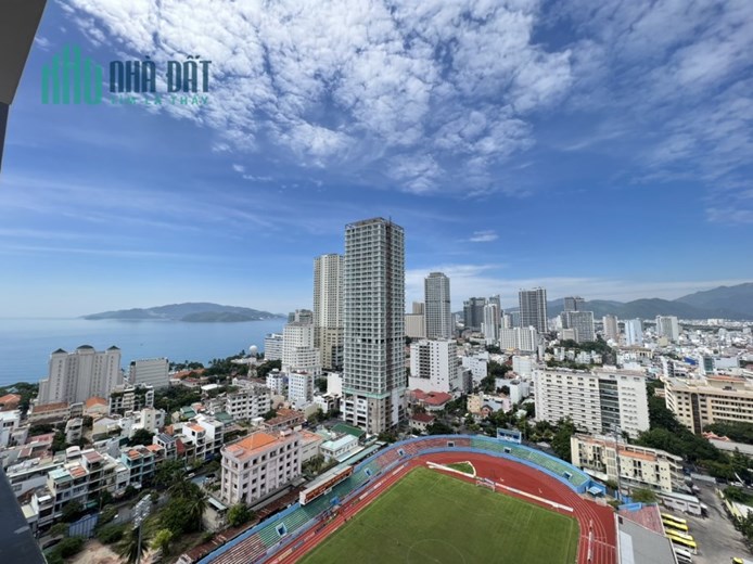 Cho Thuê CHCC D’ Qua. View Xéo Biển. Đ/c: 21 Phan Chu Trinh, Vạn Thạnh. Nha trang