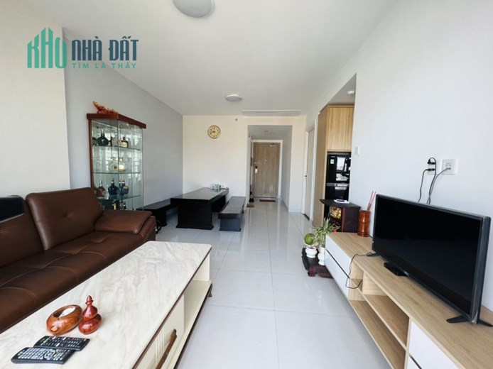 Cho Thuê CHCC D’ Qua. View Xéo Biển. Đ/c: 21 Phan Chu Trinh, Vạn Thạnh. Nha trang