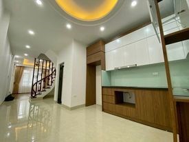 Nhà siêu đẹp ngõ thông 2 ô tô tránh ở ngay 48m mt 4m giá hơn 8 tỷ Lâm Hạ, Long Biên