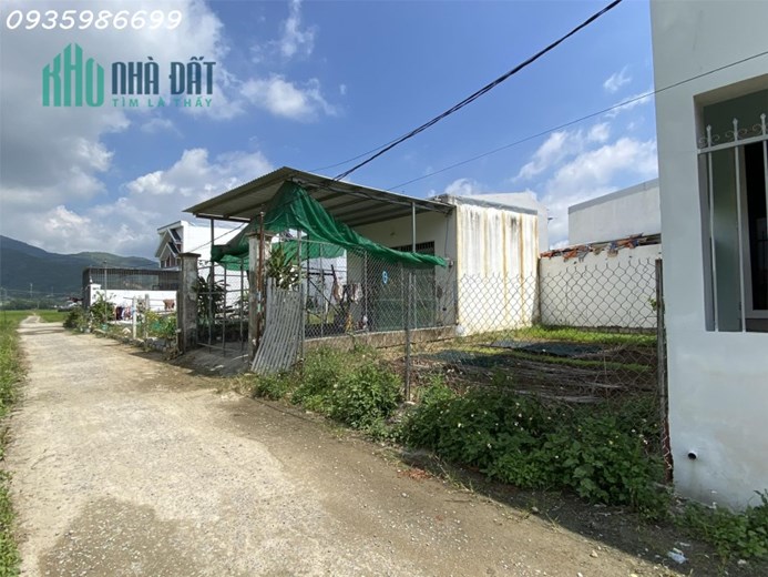 400 BÁN ĐẤT TẶNG NHÀ CẤP 4  GIÁ CỰC TỐT Ở THÔN TÂY, VĨNH PHƯƠNG, NHA TRANG
