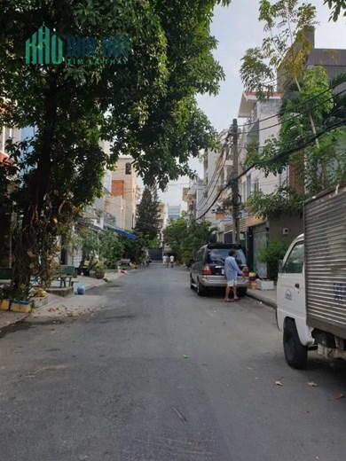 MT ĐƯỜNG KHU TÂN QUÝ 65m2 NGANG 5M LÔ GÓC CHƯA TỚI 6 TỶ TL