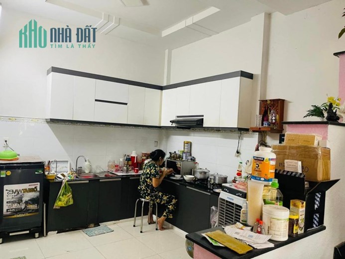 MT ĐƯỜNG KHU TÂN QUÝ 65m2 NGANG 5M LÔ GÓC CHƯA TỚI 6 TỶ TL