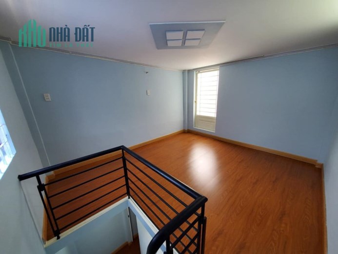 CẦN BÁN GẤP CĂN NHÀ TRẦN XUÂN SOẠN, TÂN HƯNG, QUẬN 7, CHỈ 1.55 TỶ SỔ HỒNG RIÊNG. LIÊN HỆ MAI