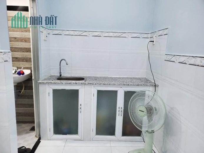 CẦN BÁN GẤP CĂN NHÀ TRẦN XUÂN SOẠN, TÂN HƯNG, QUẬN 7, CHỈ 1.55 TỶ SỔ HỒNG RIÊNG. LIÊN HỆ MAI