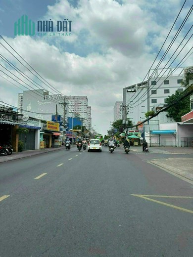 Bán lô đất Ba mặt tiền đường Nguyễn Xí, phường 13, Quận Bình Thạnh 300tỷ