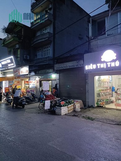 của ĐỘC ! đất mặt phố trần cung vỉ hè đá bóng 120m mt6m 22 ty