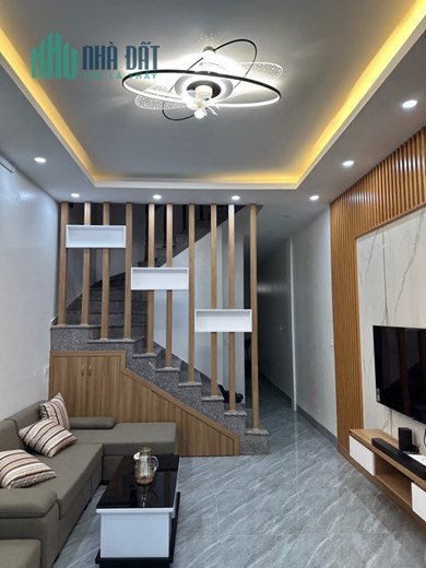 BÁN NHÀ 3 TẦNG ĐẠI PHÚC- NHÀ MỚI- NỘI THẤT LUNG LINH- FULL ĐỒ- OTO ĐỖ CỬA- GIÁ 3 TỶ x!