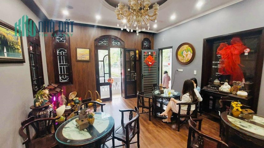 BÁN BIỆT THỰ NHÀ VƯỜN KĐT TRUNG HOÀ - NHÂN CHÍNH. DIỆN TÍCH 140m2 x 5 TẦNG, MẶT TIỀN 9m. Ô TÔ -