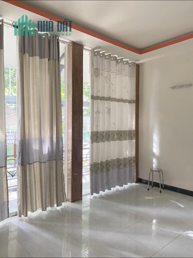 MUA NHÀ GIÁP BÌNH LỢI? VỊ TRÍ VIP - SÁT BÊN ĐẠI HỌC LUẬT - NHÀ 2 TẦNG - NỞ HẬU 5M - NHÍCH 4 TỶ