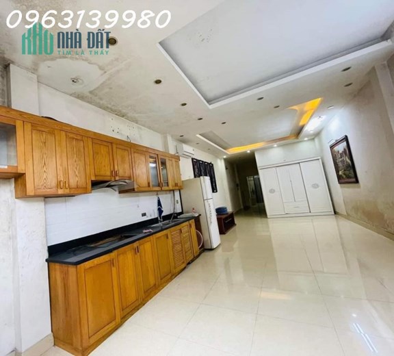 CC BÁN NHÀ MẶT NGÕ 147/2 TÂN MAI, KIM ĐỒNG. SÁT ĐƯỜNG ĐÔI TM, CÁCH CHỈ 8M. KD ONL 39M × 6T CHỈ HƠN