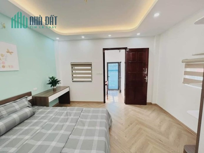 Siêu Hot Cầu Diễn,4 tầng, 34m2, giá 3.5 tỷ, Oto ,Kinh Doanh