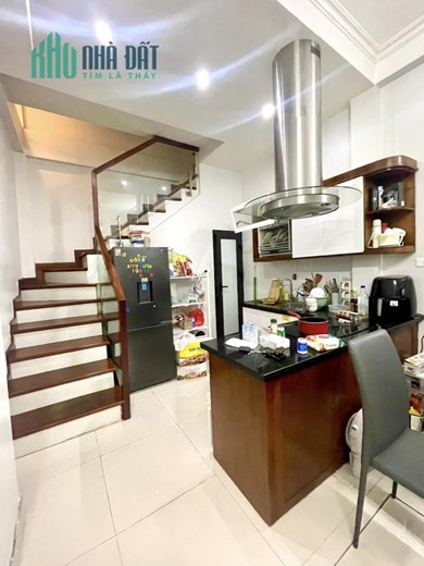BÁN NHÀ ĐƯỜNG BƯỞI-Ô TÔ ĐỖ CỬA-KINH DOANH 30M NHỈNH 4TY
