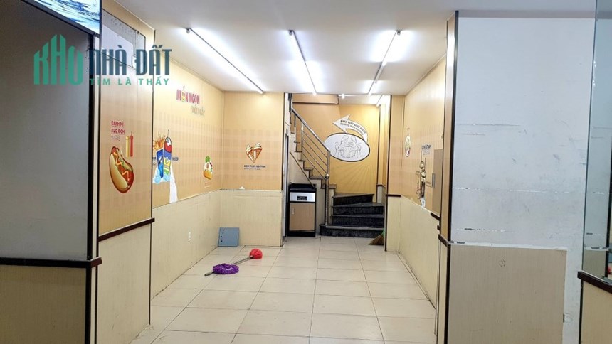 Cho thuê mặt phố Kim Đồng lô góc, vỉa hè 80m 3 tầng, mt 18m 50tr