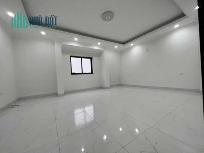 Cho thuê nhà mặt phố KĐT Garden City Thạch Bàn- 120m2 * 4 tầng đối diện trường TTPH Thạch Bàn kinh