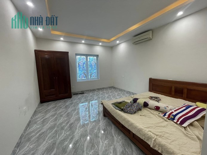 Bán căn nhà 67m2 phố Âu Cơ, Tây Hồ Gara Ô tô 7 chỗ 7 ngủ Kinh doanh đỉnh 9.5 Tỷ
