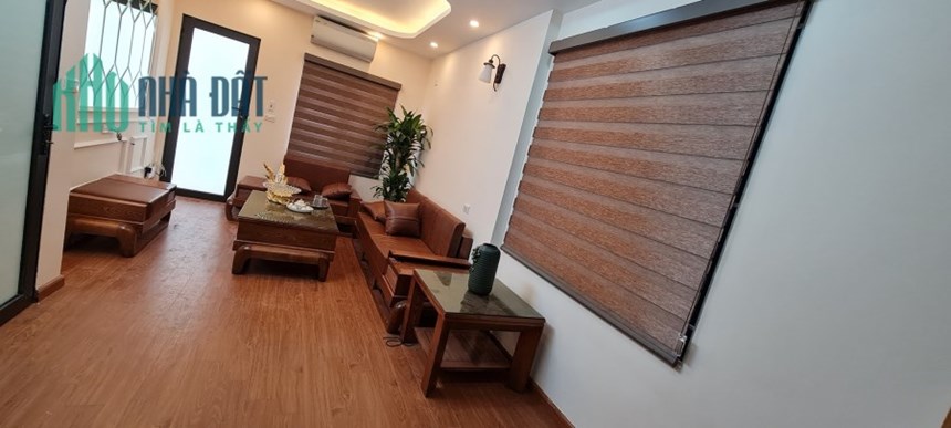 Bán ngôi nhà 67m2 phố Âu Cơ, Tây Hồ Gara Ô tô 7 phòng ngủ Kinh doanh đa dạng 9.6 Tỷ