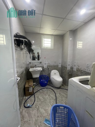 Bán ngôi nhà 67m2 phố Âu Cơ, Tây Hồ Gara Ô tô 7 phòng ngủ Kinh doanh đa dạng 9.6 Tỷ