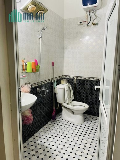 Bán nhà 68m2 phố Âu Cơ, Tây Hồ Gara Ô tô thông 7 ngủ Kinh doanh đỉnh 9.6 Tỷ