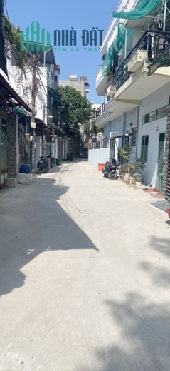 Nhà HXH đường lã xuân oai tăng nhơn phú A, diện tích 80m giá tốt