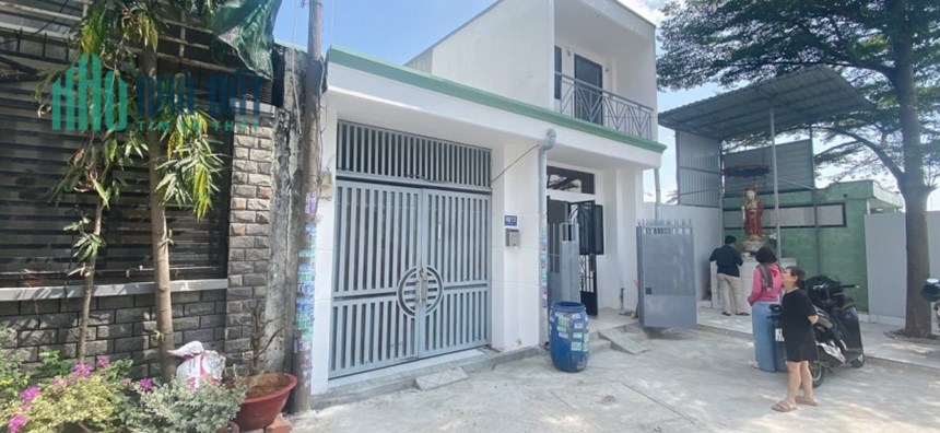 Nhà HXH đường lã xuân oai tăng nhơn phú A, diện tích 80m giá tốt