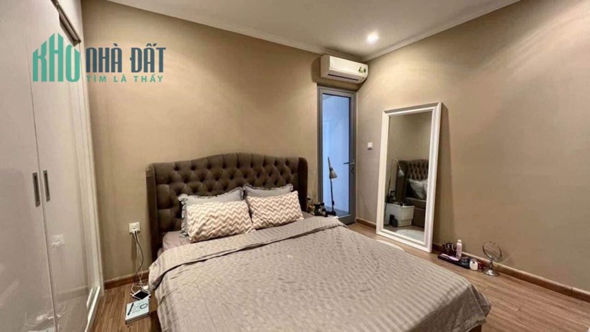 Bán gấp căn hộ cao cấp 2PN Park 2, View đẹp lung linh, 78M2, 4 tỷ 3