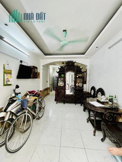 NHÀ ĐẸP BÁN GẤP, Ở NGAY ĐẠI TỪ, 32M2 GIÁ QUANH 4 TỶ