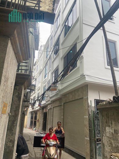 Bán nhà Trương Định, nhà mới ngõ thông tứ tung, DT34m2, giá 3.7 tỷ.