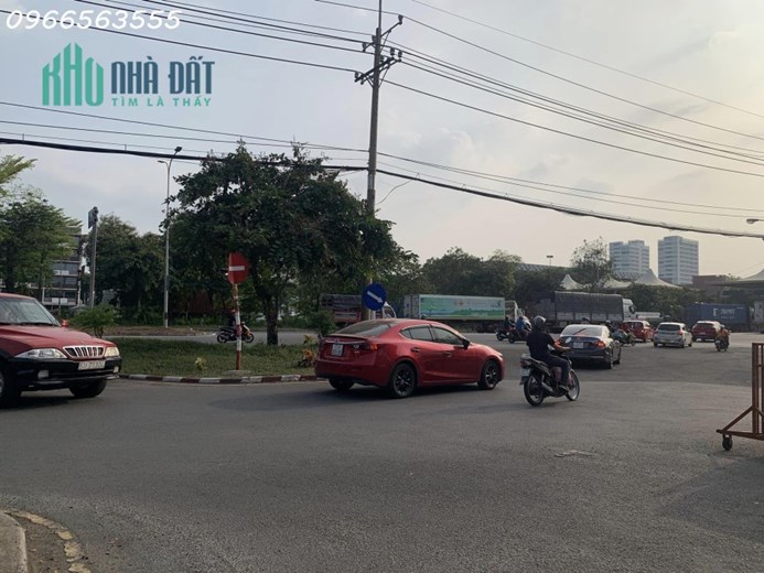 BÁN ĐẤT KHU DÂN CƯ VEN SÔNG- TÂN PHONG -QUẬN 7- DT7X18M- GIÁ NHỈNH 18 TỶ TL