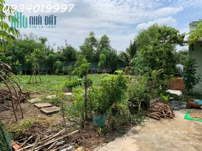 Cho thuê nhà vườn kết hợp ở/ kinh doanh, thoáng mát, yên tĩnh, an ninh - DT hơn 1200m2
