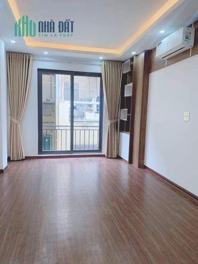SIÊU PHẨM PHÂN LÔ-PHỐ VIP LẠC LONG QUÂN-6 TẦNG MỚI ĐẸP-THANG MÁY-Ô TÔ TRÁNH 10M-36M2-6,6 TỶ