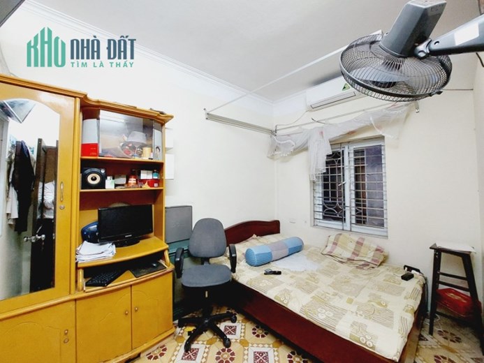 Phân Lô ô tô vào nhà Nguyễn Viết Xuân 57m mặt tiền 5.5m nhà cấp 4 vẫn ở được 3 mặt thoáng nhỉnh 7 tỷ