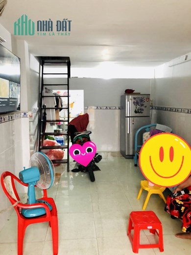 TÂN SƠN NHÌ SÁT MẶT TIỀN - KHÔNG LGQH - 3 PHÒNG NGỦ GIÁ 2.X TỶ