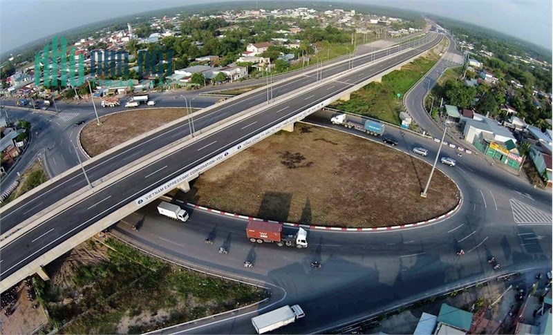 Nhà Xưởng Ngoài khu công nghiệp. Xa KDC, phù hợp SX, Kho Bãi, xưởng cao ráo, mái thoáng