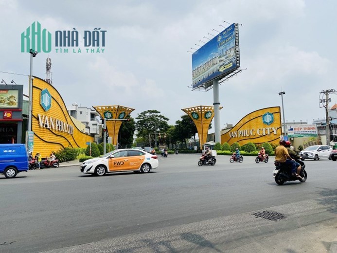 Bán Nhà Mặt Tiền Quốc Lộ 13 273m2 Giá 19 Tỷ Ngang 6m Dài Khủng