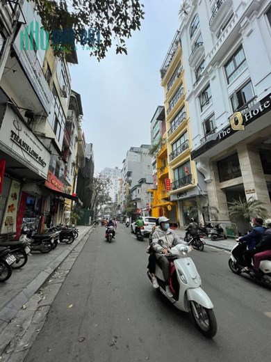 Bán nhà riêng Nguyễn Trường Tộ Ba Đình 13 tỷ, vỉa hè , kinh doanh