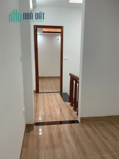 Cần bán nhà mới xây 5 tầng 40m2 tại Di Trạch, Hoài Đức, nội thất đẹp thiết kế đầy đủ công năng