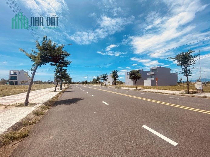121m2 Khu Đô Thị Nam Tuy Hòa, Khu Bà Điều, TP Tuy Hòa, Đường nhựa 25m, Biển 500m