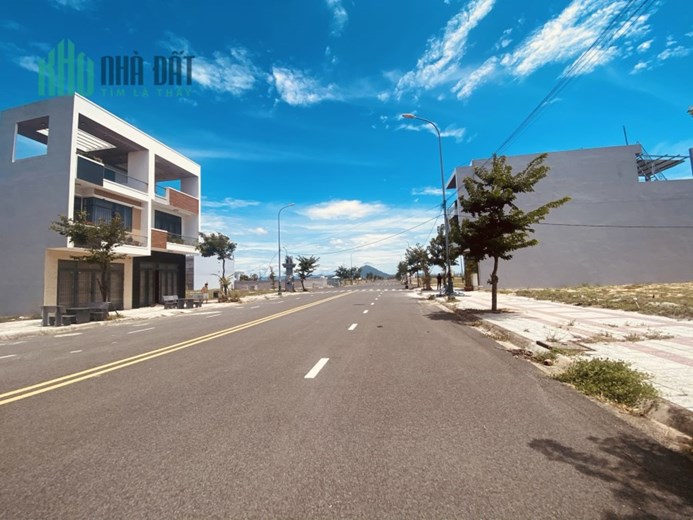 121m2 Khu Đô Thị Nam Tuy Hòa, Khu Bà Điều, TP Tuy Hòa, Đường nhựa 25m, Biển 500m