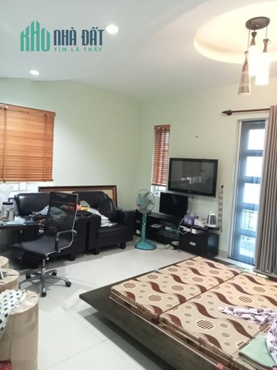 Bán biệt thự Dương Quảng Hàm, phường 6, Quận Gò Vấp 17,9tỷ