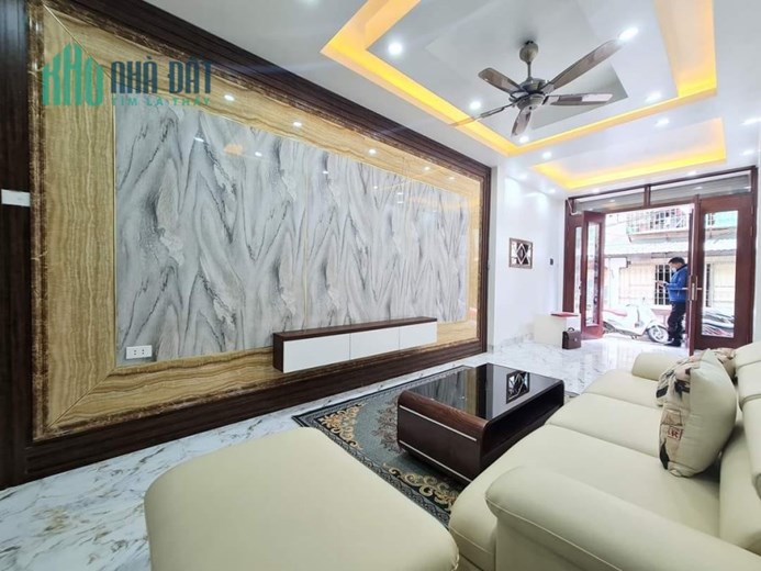 Bán nhà phố Kim Đồng,48m x 5 tầng , Phân Lô, ô tô , giá chỉ 7 tỷ 600
