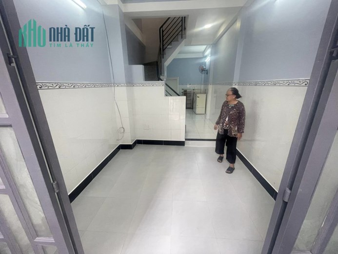 BÁN NHÀ TRẦN XUÂN SOẠN QUẬN 7 CHỈ 3 TỶ TUYẾT ĐẸP
