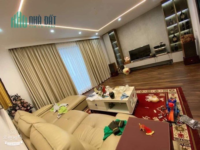 Bán nhà phố Kim Đồng,50m2 , Phân lô, ô tô. Hiếm