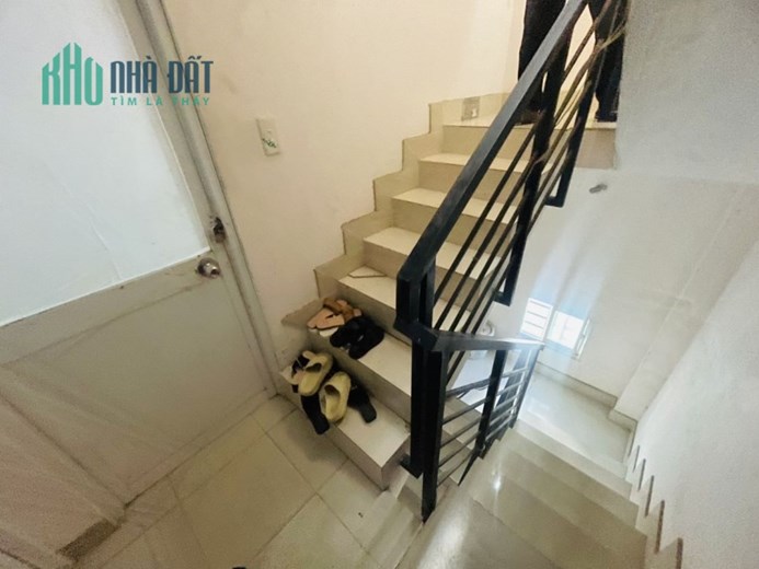 32m² 2.89 tỷ nhà hẻm xe máy Trần văn Đang p.9 q.3, 5x6.5m 4 tầng / cần bán gấp
