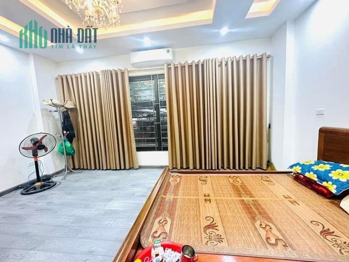 Bán nhà ngõ 67 Thái Thịnh, ngõ 3 gác phi, nở hậu 48m2 5.1 tỷ