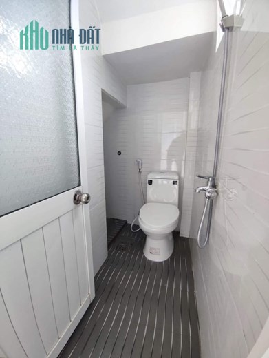 Bán nhà mới đẹp Tân Chánh Hiệp quận 12, dt 120m2 xe hơi ngủ trong nhà chỉ nhỉnh 4 tỷ
